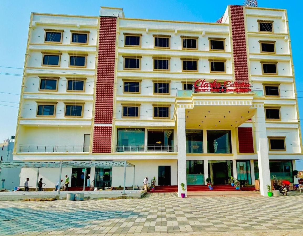 Clarks Collection Somnath Hotel Екстериор снимка